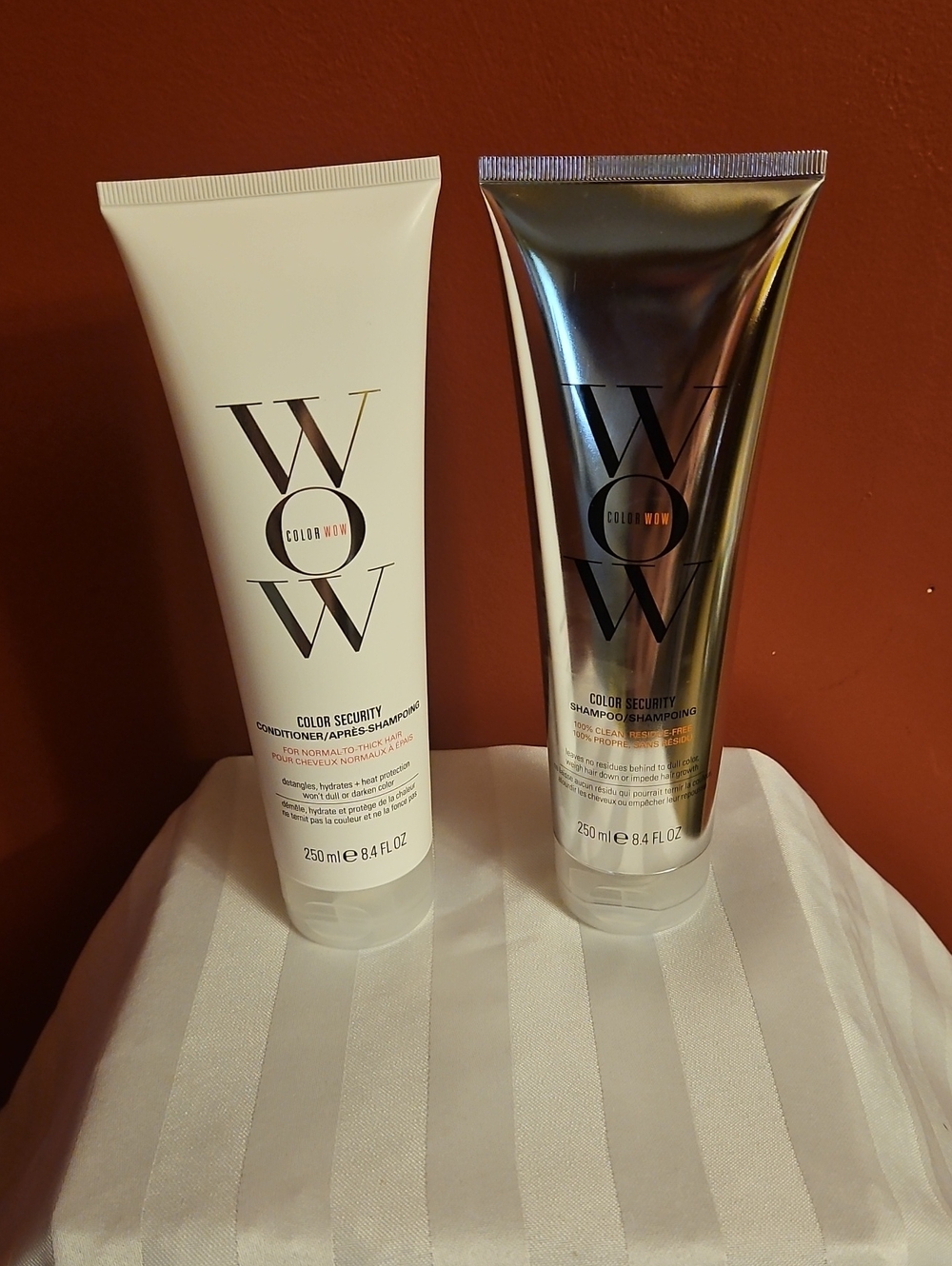 Color Wow Color Security Shampoo & Conditioner Set - White & Silver
